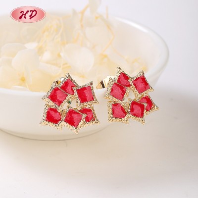 Cute 18K Gold-plated Geometric Leaf Earrings Perfect for Weddings & Gifts | Fashion Jewelry Wholesale for Women MOQ 12