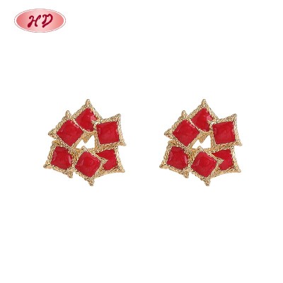 118 / 5,000 Adorables pendientes geométricos de hojas chapados en oro de 18 quilates, perfectos para bodas y regalos