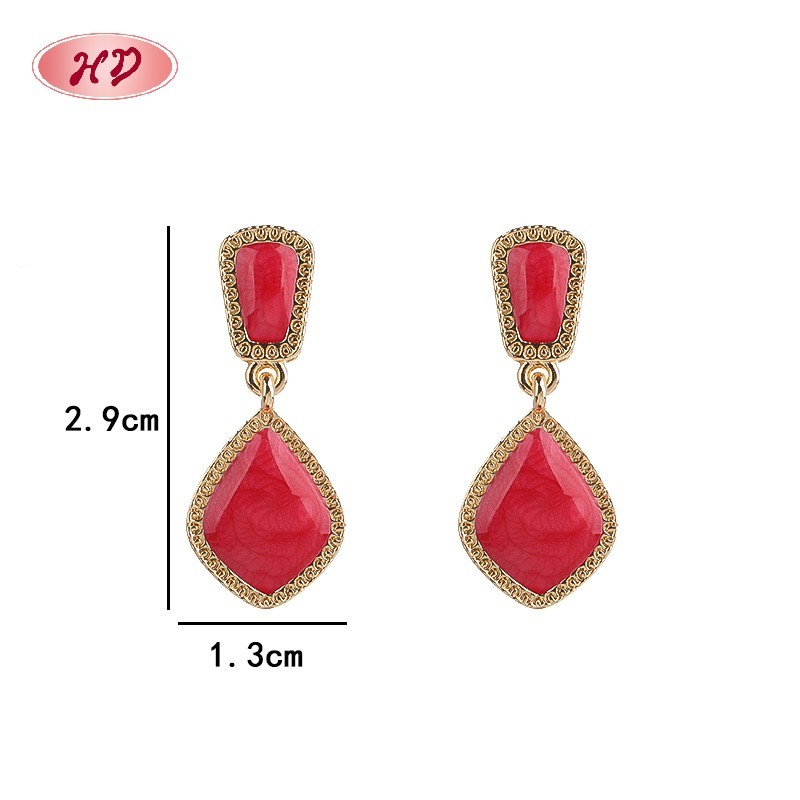 Pendientes geométricos chapados en oro de moda de 18 quilates