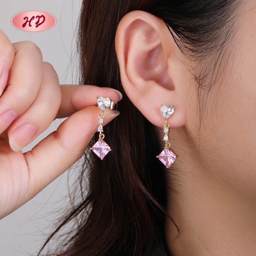 Boucles D'Oreilles Puces Carrées Roses Élégantes Plaquées Or 18 Carats Pour Femme | Bijoux Hengdian Pour Les Fêtes