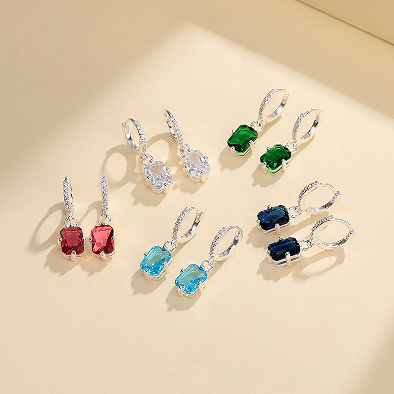 Different Designs of 925 Sterling Silver Earrings by Hengdian Jewelry