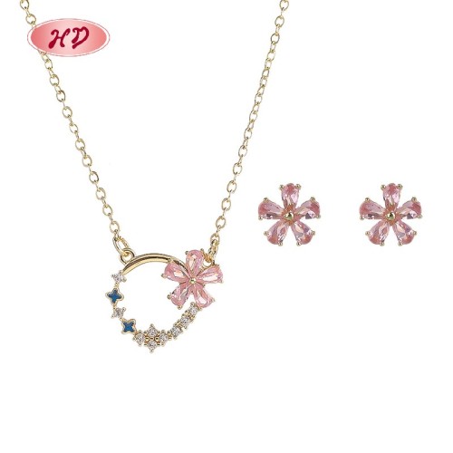 Hengdian Jewelry Wholesaler | 18K Gold Plated Flower Necklace Earring Set for Women | Jewelry Set for Office and Wedding