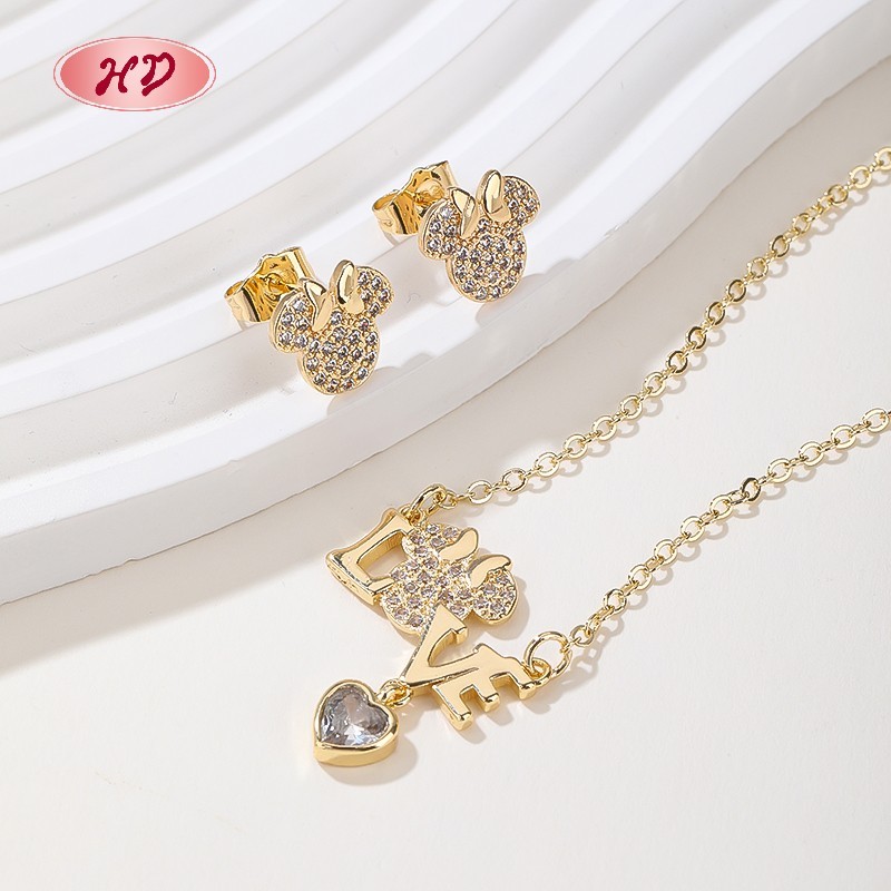  Romantic 18K Gold Plated LOVE Heart Zircon Jewelry Set for Women