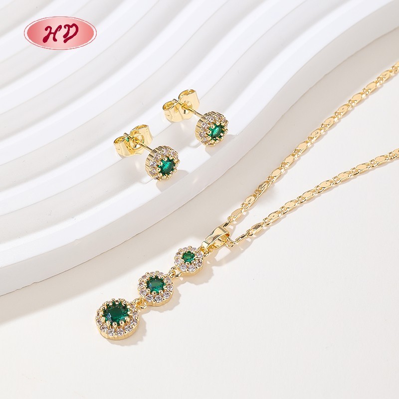 Elegant 18K Gold Plated Emerald-Style Zircon Jewelry Set for Women Anniversary