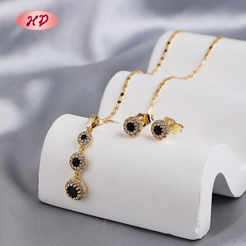 Elegant 18K Gold Plated Emerald-Style Zircon Jewelry Set for Women Anniversary