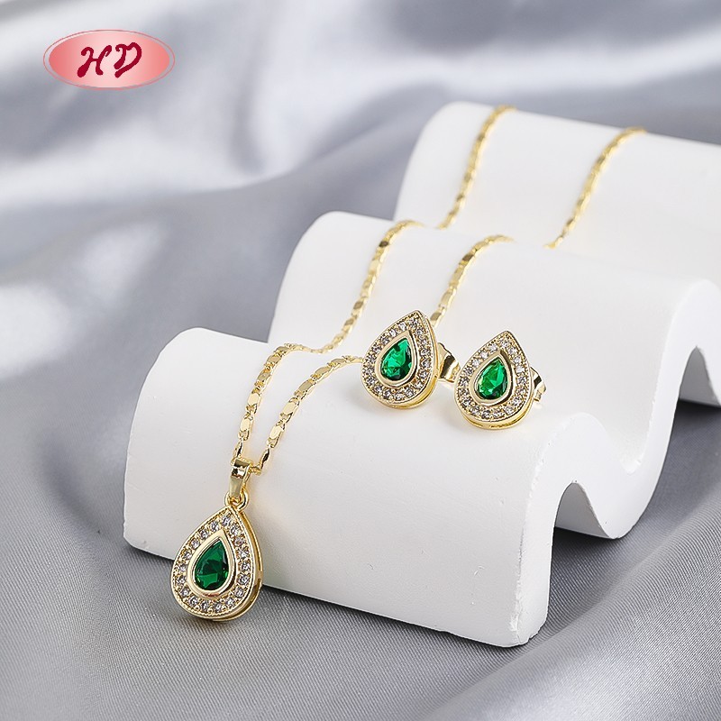 Retro 18K Gold-plated Teardrop Jewelry Set