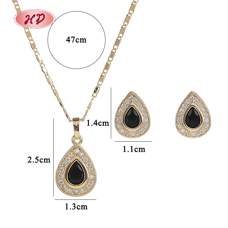 Retro 18K Gold-plated Teardrop Jewelry Set