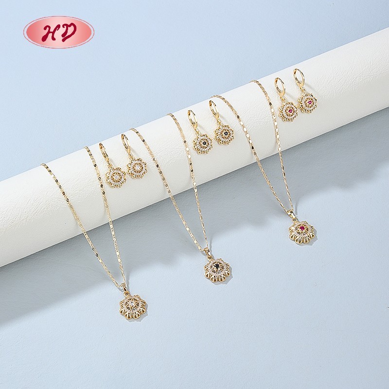 18K Gold Plated Jewelry Set | Elegant Floral Design Earrings and Necklace for Women
