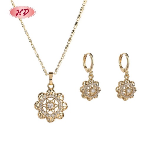 18K Gold Plated Jewelry Set with Copper | Elegant Floral Design Earrings Necklace for Women | Anniversary Jewelry Gift
