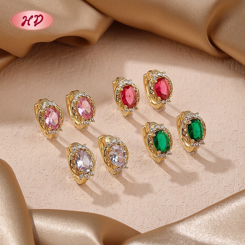 Casual style 18K gold plated huggie earrings with colorful zircon