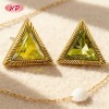 Pendientes triangulares chapados en oro de 18 quilates | Joyería para el día a día | Pendientes de mujer para regalar