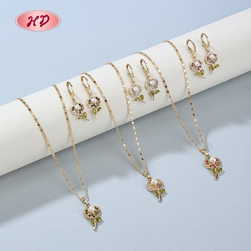 Conjunto de joyas florales chapado en oro de 18 quilates | Collar y pendientes románticos | Regalo de San Valentín