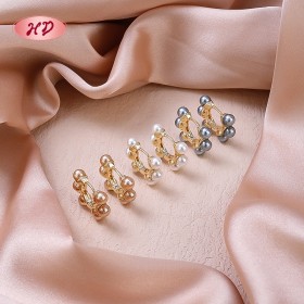 Chic 18K Gold Plated Earrings |   Copper Alloy With Cubic Zirconia | Huggie Earrings for Women | Daily Commute Wear | 18k Gold Plated Hoop Earrings
