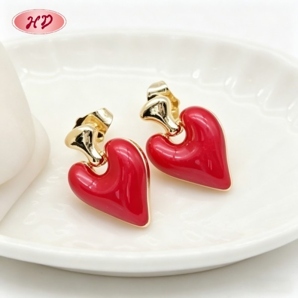 Romantische, 18-karätig vergoldete Herzohrringe | Schmuck aus Kupferlegierung – perfekt zum Valentinstag