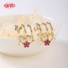 Boucles d'oreilles puces tendance plaquées or 18 carats | Bijoux floraux en zircon rouge pour les fêtes et le quotidien