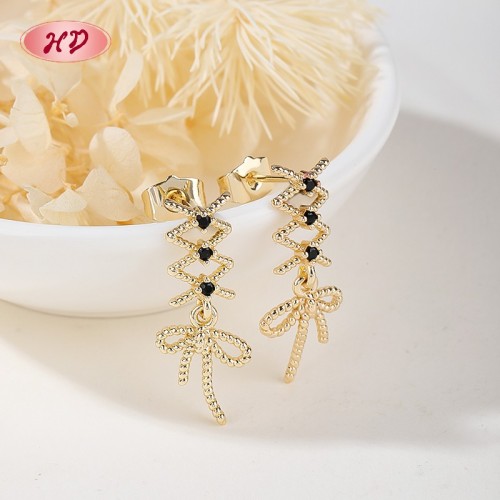 Pendientes largos colgantes de alambre trenzado vintage con lazo | Regalos y bodas | Joyería de latón para mujer