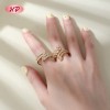Anillo de latón chapado en oro de 18 quilates con diseño de hoja de trigo | Anillo abierto ajustable con circonitas cúbicas AAA transparentes | Ropa formal e informal para mujer de HD