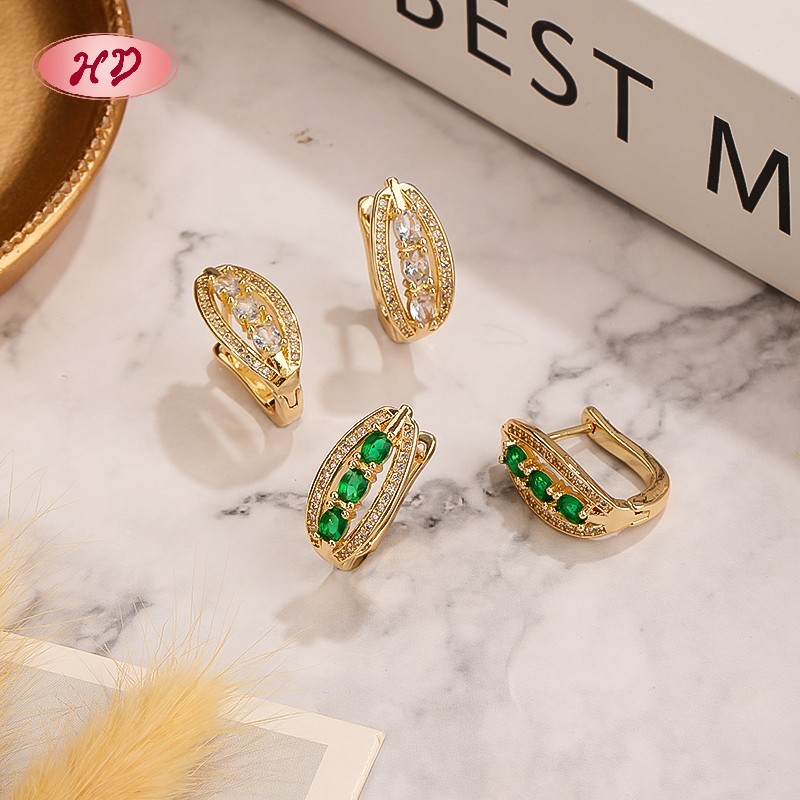18K Gold Plated Copper Alloy Oval Marquise Huggie Earrings with Zircon