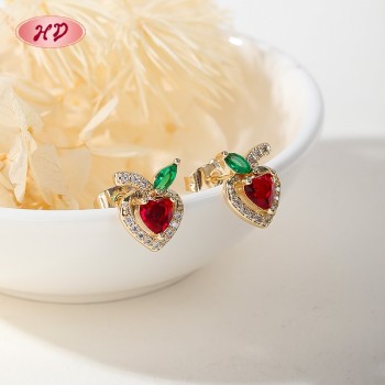 Trending Wholesale 18K Gold Plated Classic Small Hoop Earrings for Women | Factory Direct Brass
