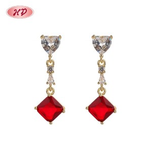 Niedlich 18K Vergoldet Quadratisch OhrRing with Red Zirkon | Damen Retro Schmuck for Büro & Feiertags in Großhandel by HD