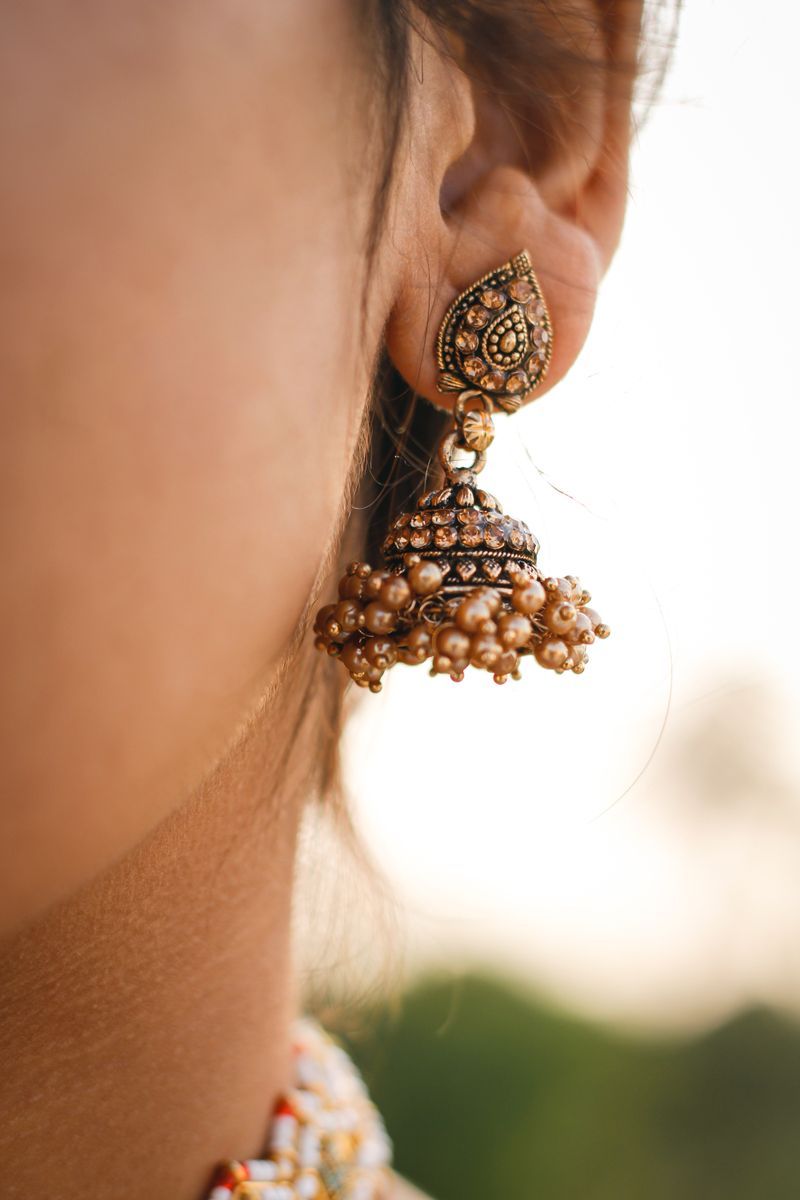 What Are the Latest Trends in 18k Gold Plated Earrings for Wholesale in 2026?