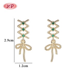 Wholesale 18K Gold Plated Geometric Zigzag Huggie Earrings with Green CZ Stones | Factory Direct Manufacturer