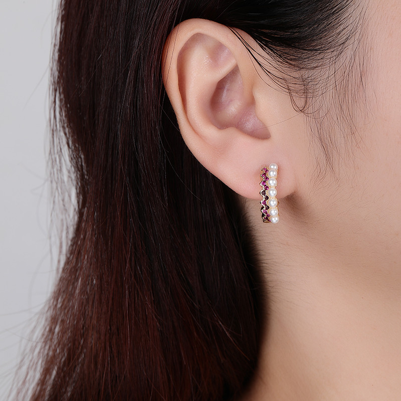 Oval Marquise Huggie Earrings with Zircon