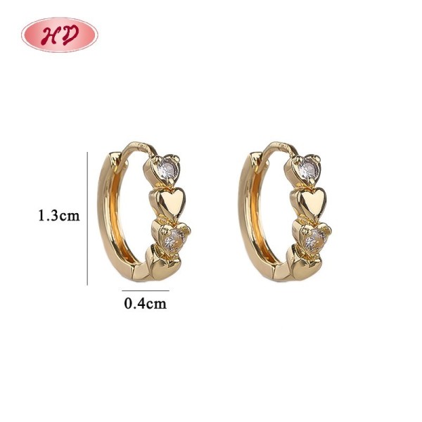 Heart Huggie Boucles d’oreilles AAA CZ Multi-Color | Vente directe usine 18K Or Plaqué Gros Bijoux