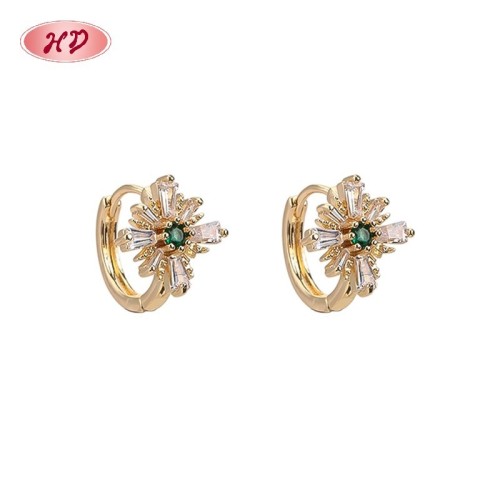 Audaces aretes huggie de aro fábrica OEM | Latón chapado en oro 18k joyería diaria AAA CZ