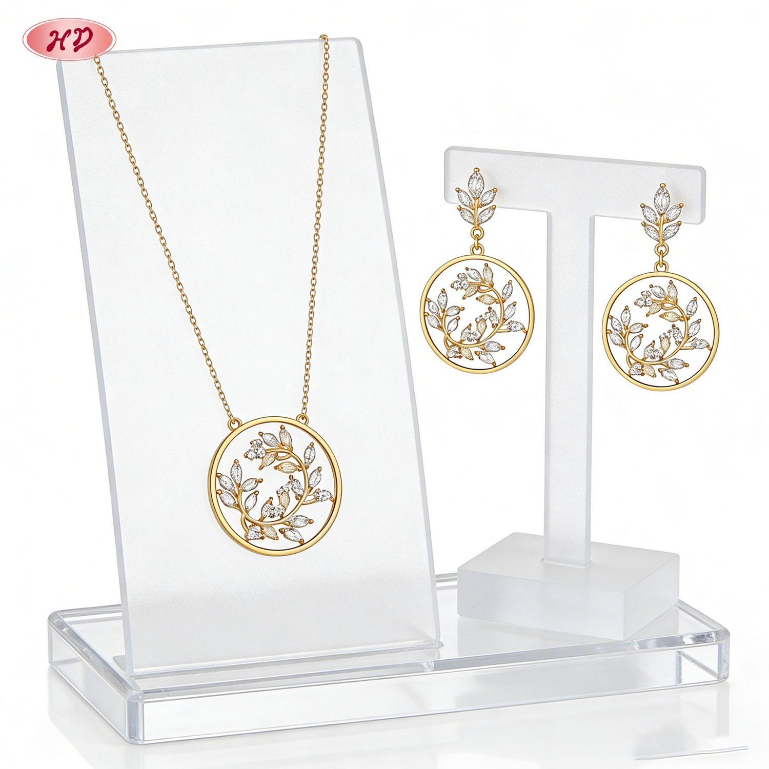 Stunning jewelry set for private label in 18K gold plated brass