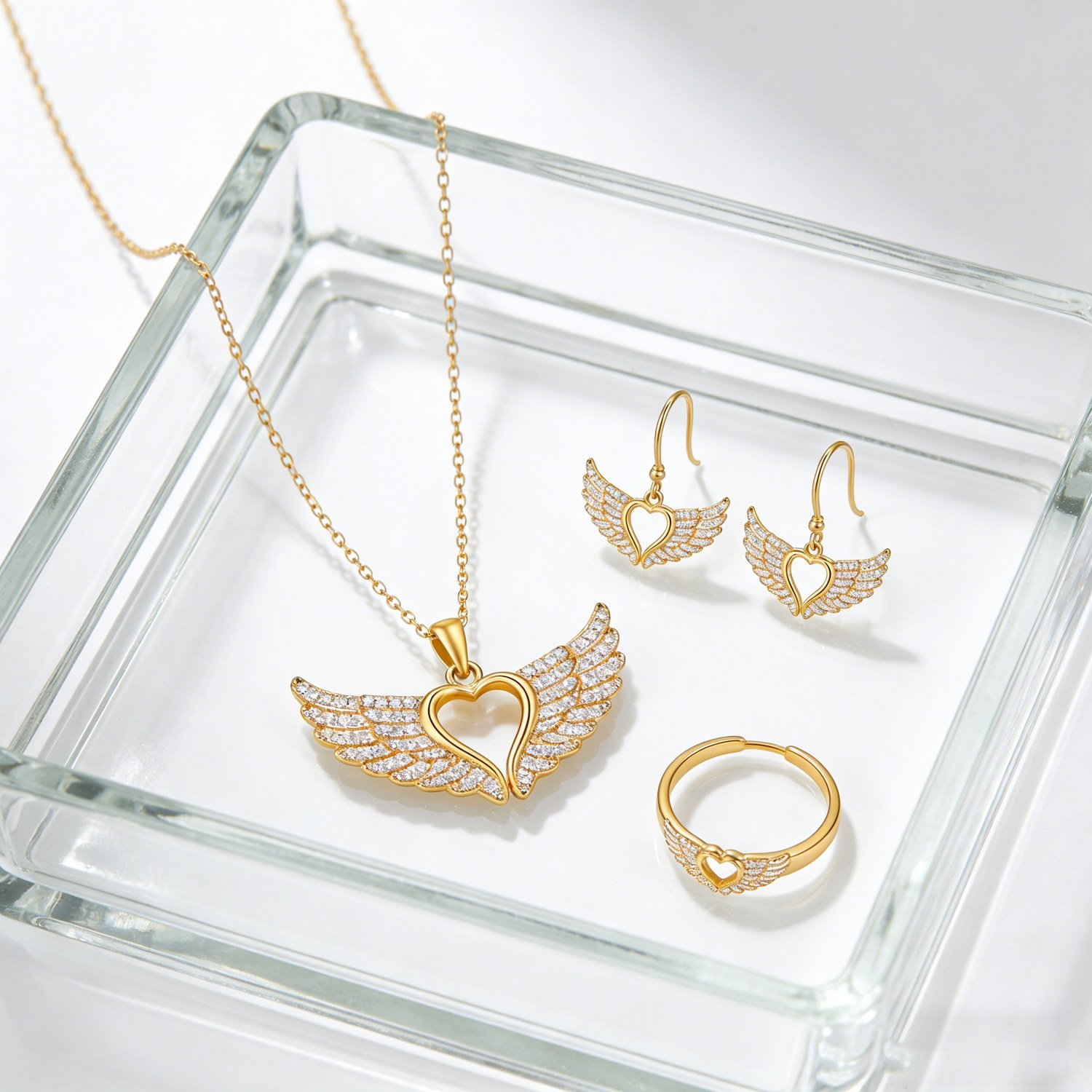 Complete set displayed in glass tray