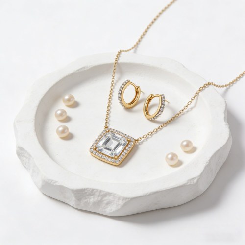 Set de joyas chic al por mayor | Latón bañado en oro 18k y zirconia AAA, colección boutique