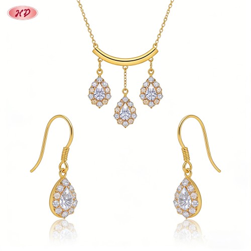Juego de joyas delicado por fabricante exportador | Latón bañado en oro 18k con zirconia AAA