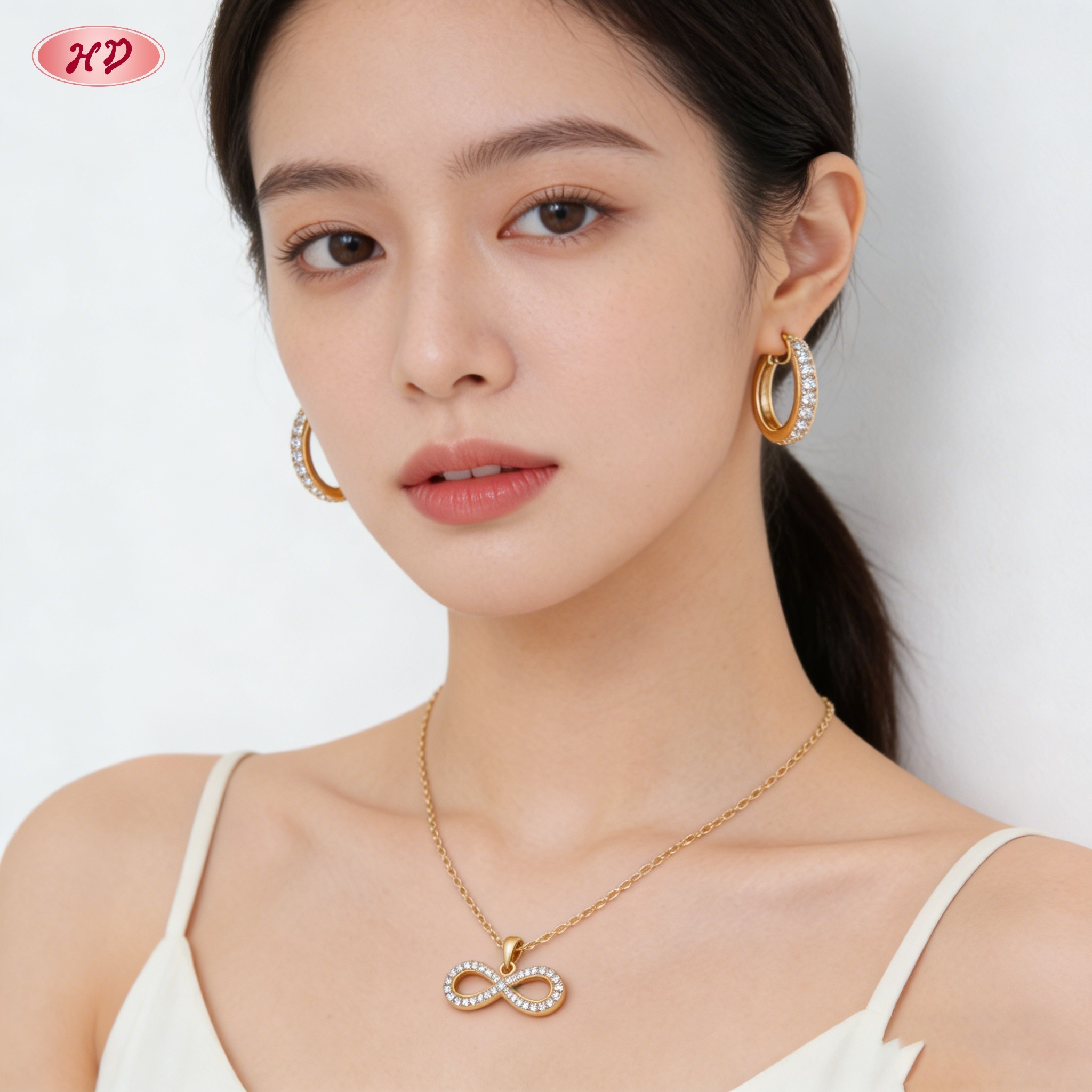 Gold plated brass jewelry set with AAA cubic zirconia view 3