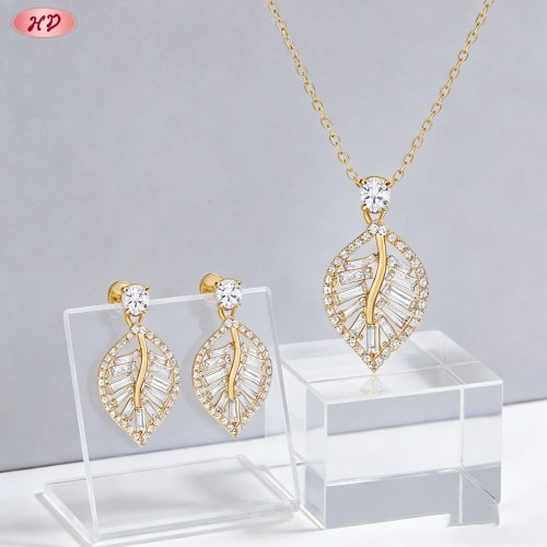 Stunning Daily Manufacturer Jewelry Set — Commute Wear Brass