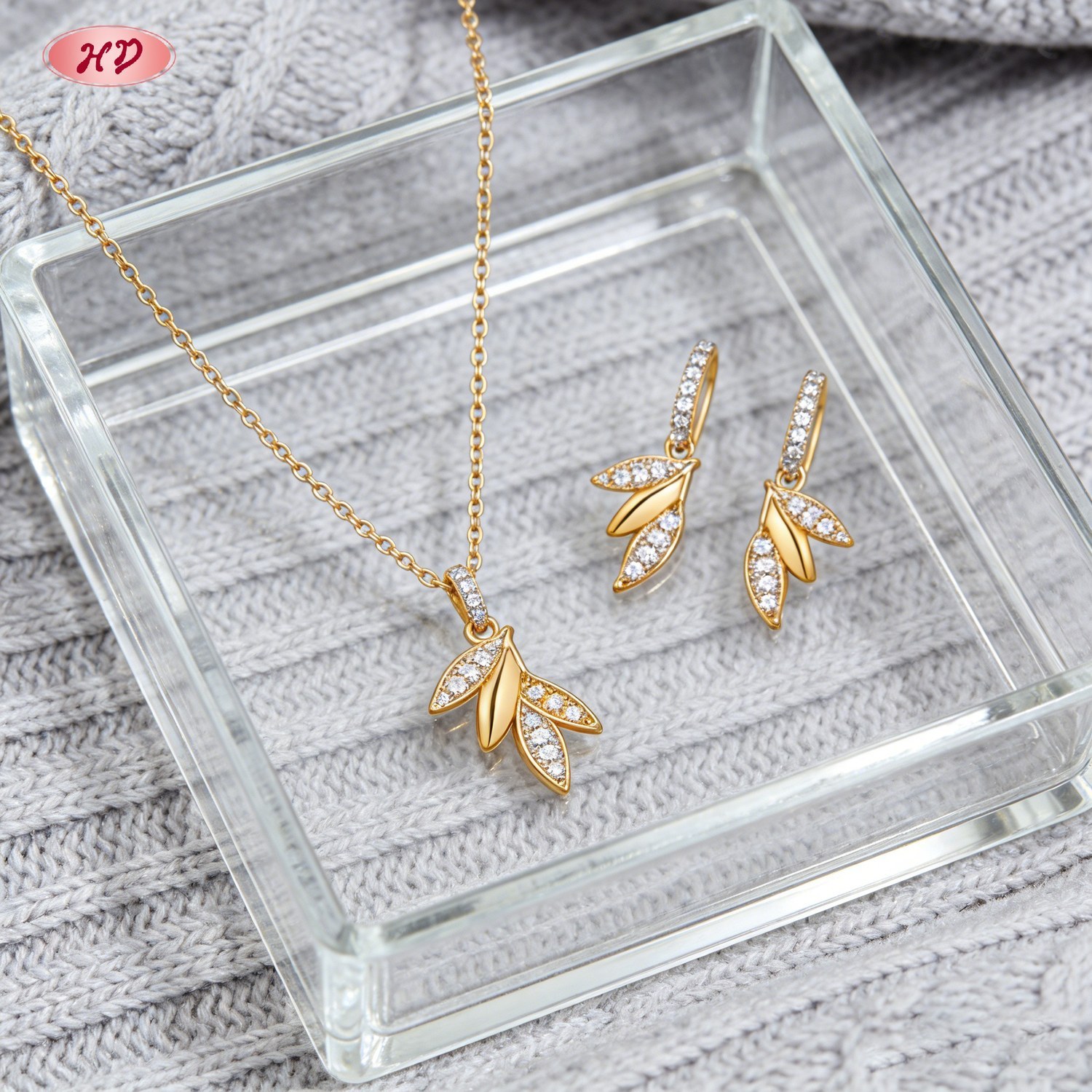 Chic jewelry set manufacturer sample in 18K gold plating over brass with AAA CZ