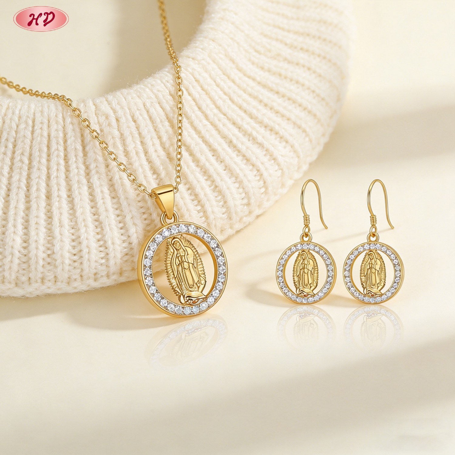 Dazzling 18K gold plated brass jewelry set with AAA cubic zirconia