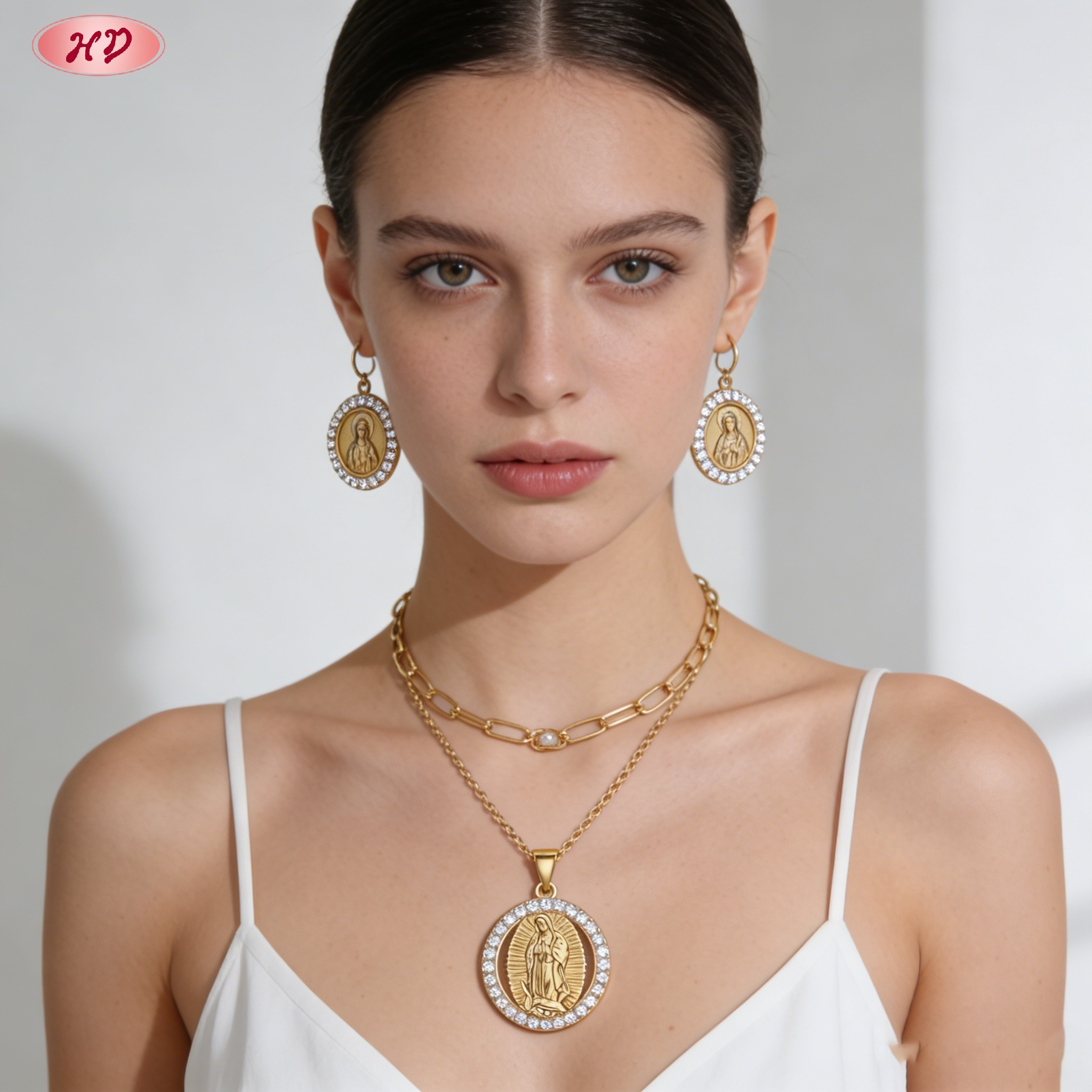 Classic drop jewelry set view two