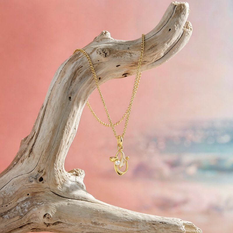 Can gold plated jewelry be worn at the beach?