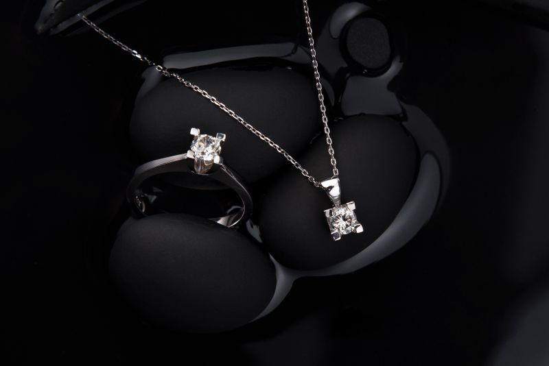 CZ and diamond comparison styling