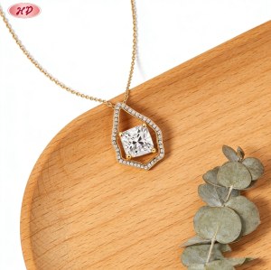 Eye-catching 18K Gold Plated Cubic Zirconia Necklace Bulk Supplier | Pendant Jewelry