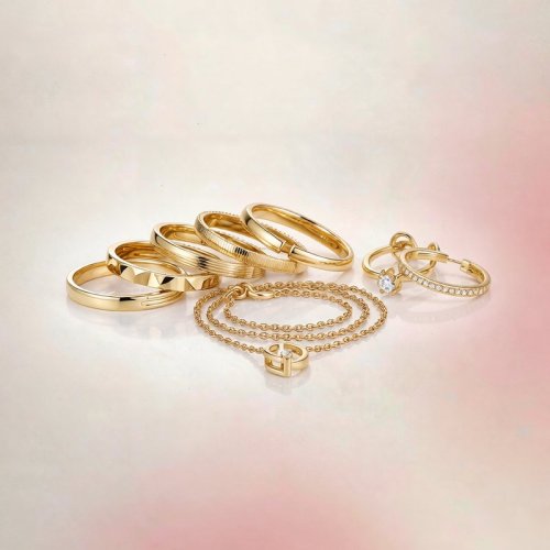 How to Photograph Gold-Plated Jewelry for Your Online Store & Marketplaces