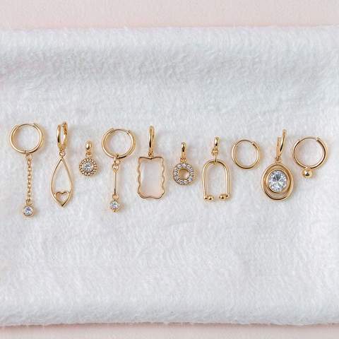 Gold plated jewelry drying on a soft lint-free towel