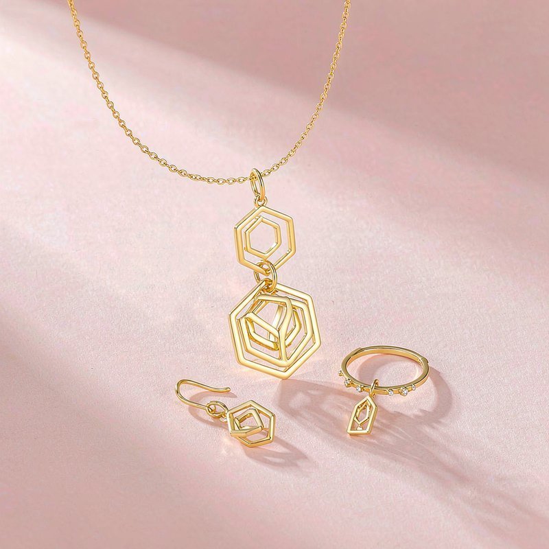 Was sollten Sie beim Tragen von gold-plattiertem Schmuck vermeiden?