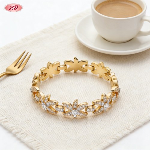 Fabricante de pulseras chic de circonita cúbica chapada en oro de 18k | Joyería mujer AAA CZ