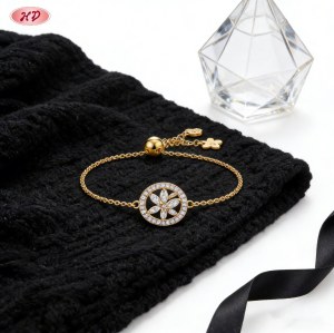Fabricante exportador de pulseras delicadas de circonita cúbica chapada en oro de 18k | AAA CZ para mujer
