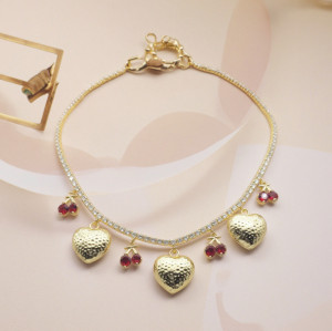 Nuevos collares de moda chinos chapados en oro de 18 quilates con diseño de corazón y cereza.