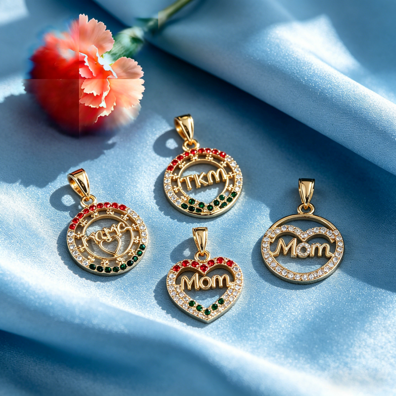 Pendant matching sets (with different pendant styles that can be customized at will)