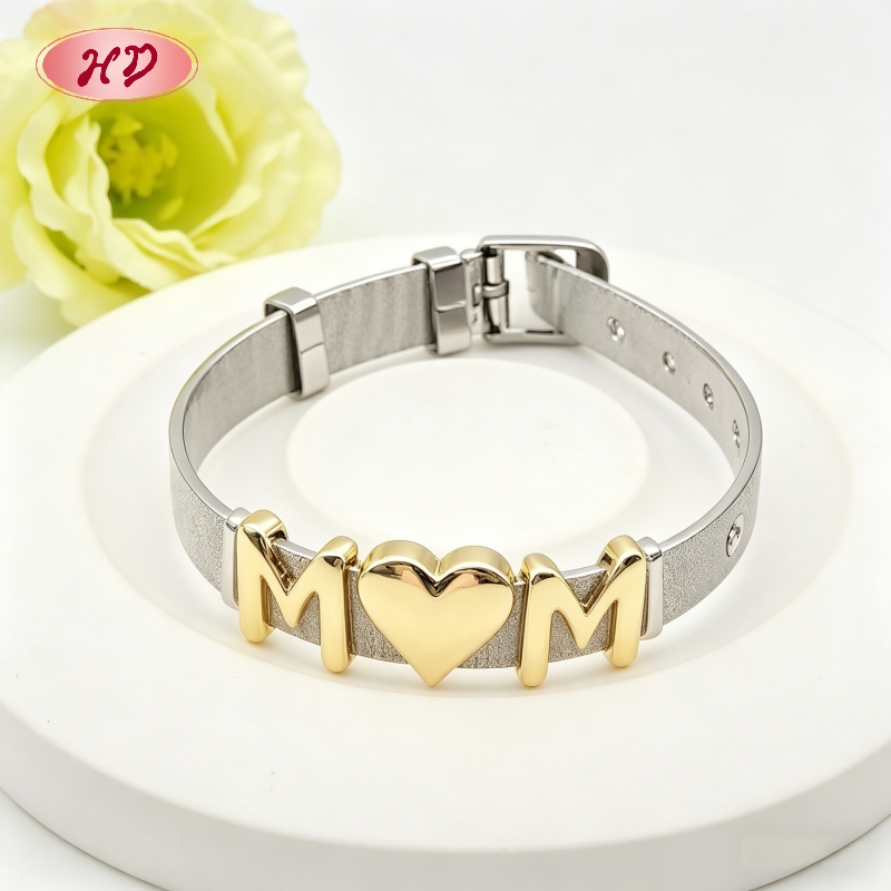 Delicate 18K Gold Plated Mom Heart Bracelet | Wholesale Jewelry for Anniversary & Birthday Gifts | Mother's Day Gifts