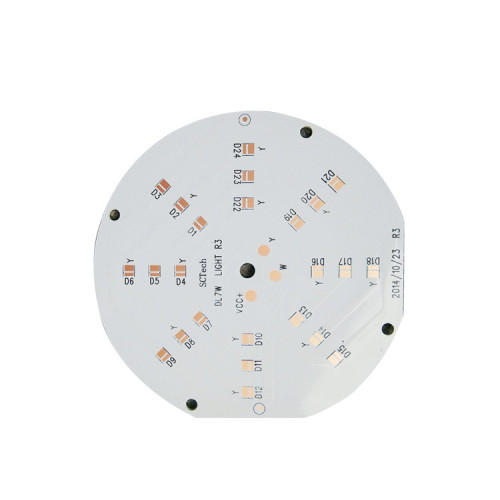 PCB en aluminium est un type de carte de circuit imprimé à noyau métallique (MCPCB)